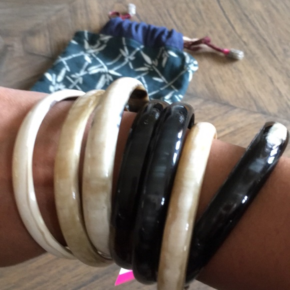 NWT Horn Bracelet set - Picture 2 of 8